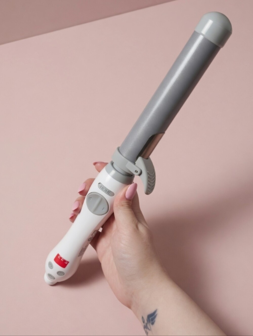 Beachwaver Co S1 Rotating Curling Iron White DV1137/S1 TESTED GREAT Hair Tool